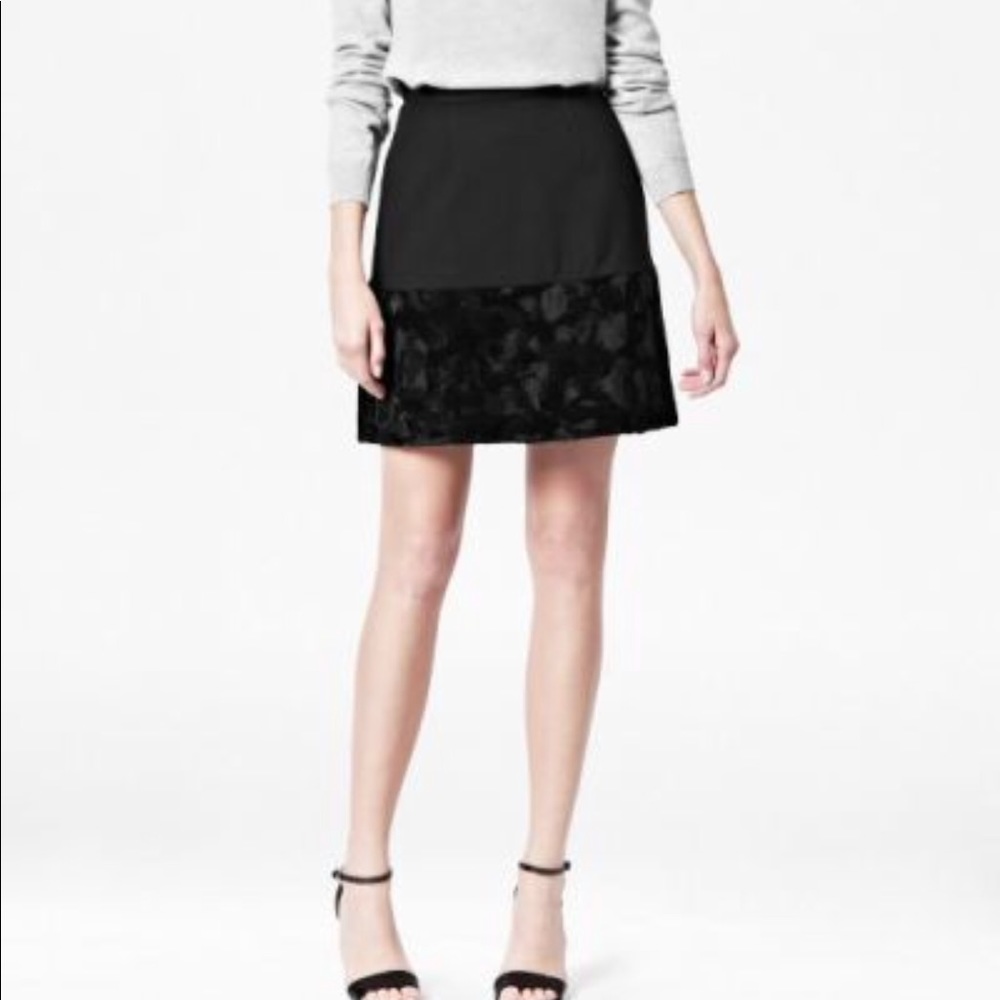 Pony patch skirt